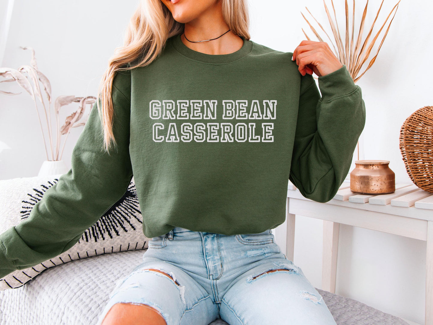 Green Bean Casserole Hoodie | Funny Thanksgiving Crewneck | Cozy Fall Sweatshirt | Holiday Dinner Graphic